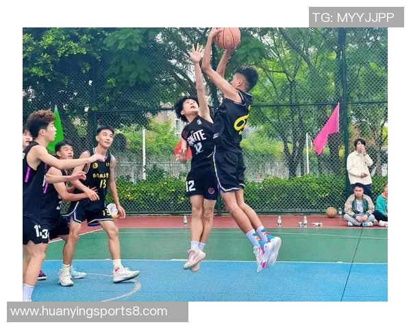 激情四溢的七人制足球赛展现团队合作与个人技术的完美结合 激情四溢的七人制足球赛展现团队合作与个人技术的完美结合